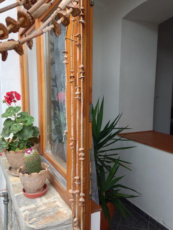 Petra Apartmanok Velem Quarto foto